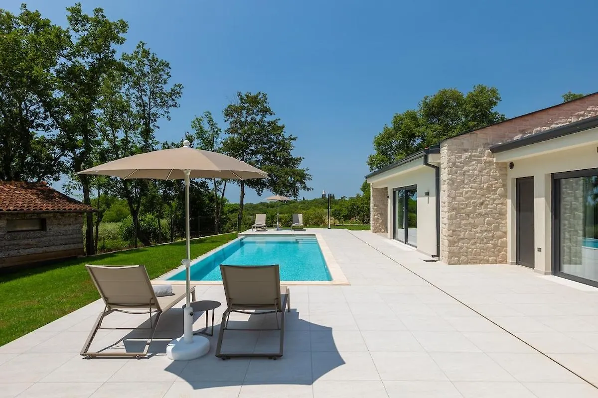 Villa Vv San Giovanni By Istrialux Majkusi