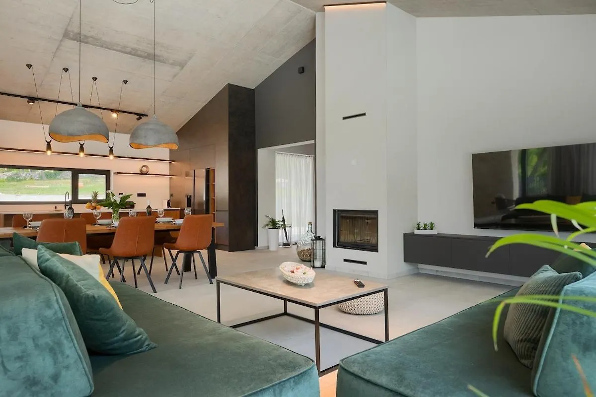Villa Vv San Giovanni By Istrialux Majkusi