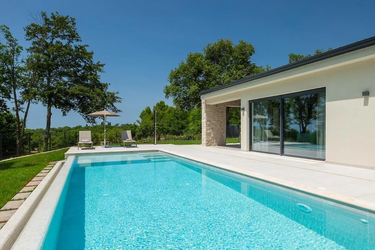 Villa Vv San Giovanni By Istrialux Majkusi